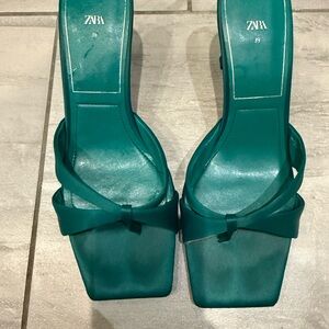 Zara Women's Green Strappy Heels